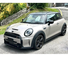 Recon 2021- FACELIFT VERSION DIGITAL METER MINI 3 Door 2.0 | Cooper S | Mileage: 15k